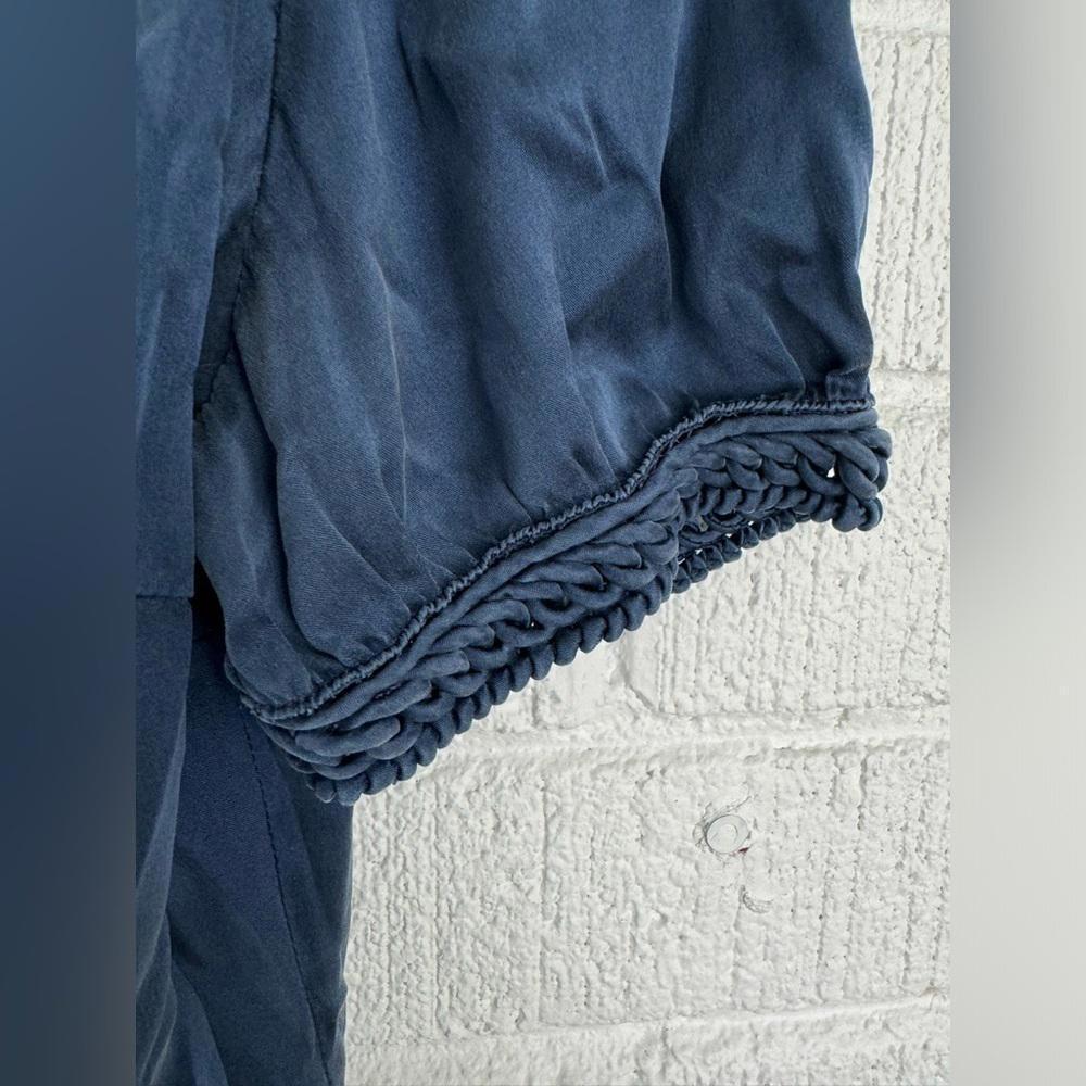 Silk blouse, Elie Tahari Women's V-Neck Top - Picture 5 of 8